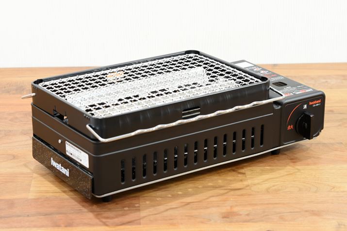 ԏĂX^CBuĂԁv𑕒Ďgp܂BTCY͖409ij×214isj×134ijmmŁAd͖2.4kgBȂ݂ɁA{̃J[ubNɕύXāuIIvɂȂ܂