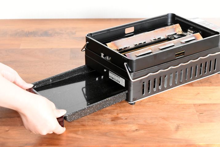 Hނ痎ɂ΂h߁Au󂯃g[vɐĂ܂