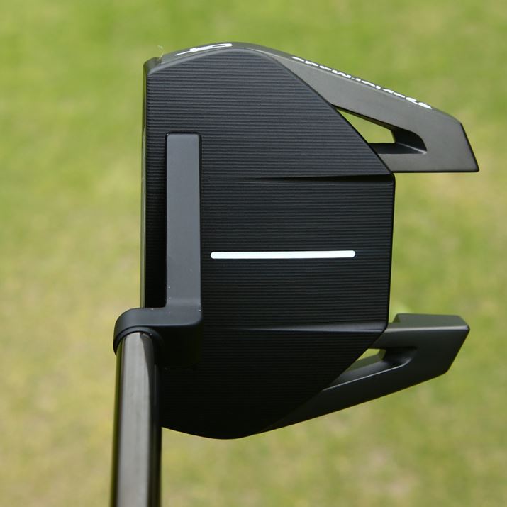 wbh`́uTM1vƓłAlbN̑ʒuقȂ܂BɃlbN𑕒Ă邽߁AtF[XBꂸA킩₷ł