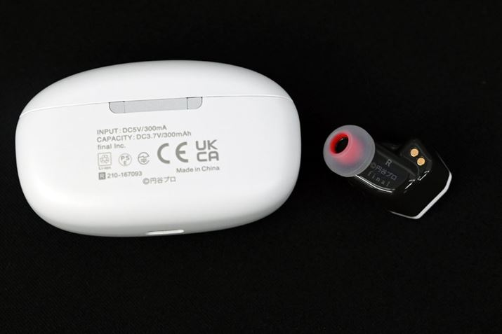 Eg}l`̗̑ȂǂŖڂɂƂlu&#169;~JvvACz{̂[dP[XɃfUCĂ̂͂ȂƂS[