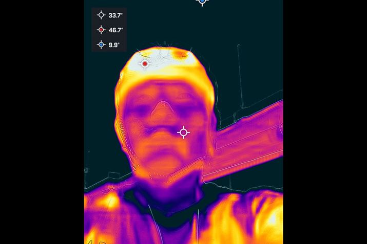 ܂́AʂɃwbgԂԁBF邢قǉx̂łAwbĝȂAcAc