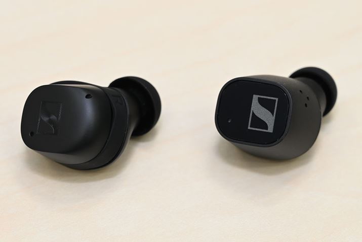 Cz{̃fUC傫ςAuCX Plus True Wirelessvɋ߂fUCɐ܂ς