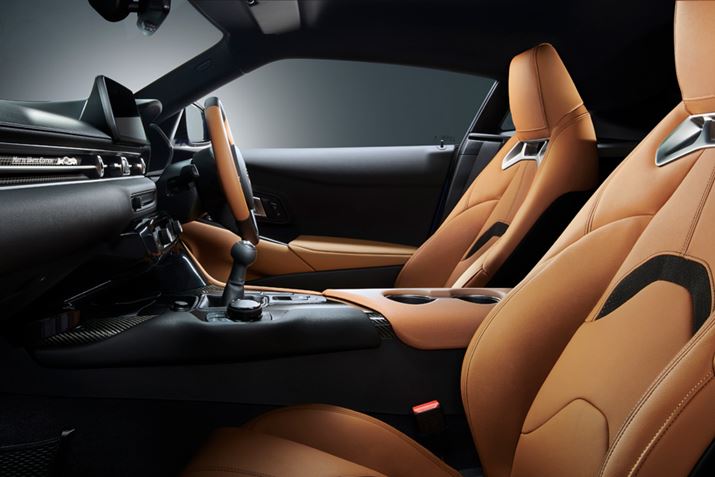 uX[vv̓ʎdlԁuRZgMatte White EditionhṽGNXeAƃCeA