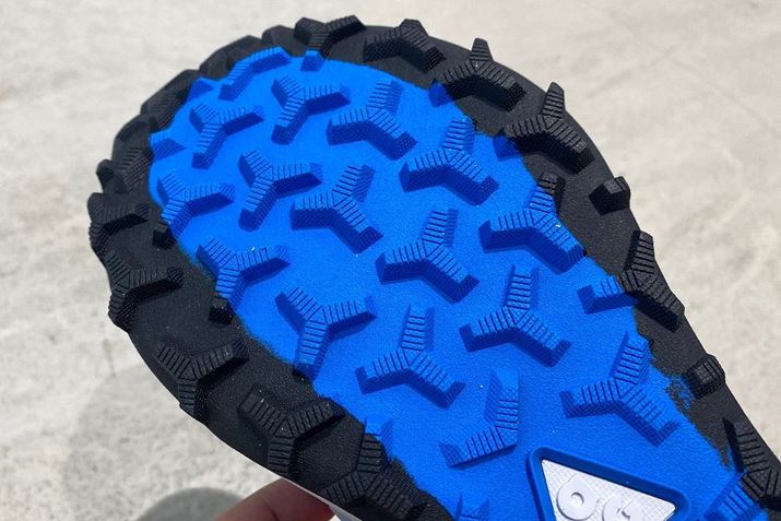 Ŝ郉o[AEg\[ŁAObv͂