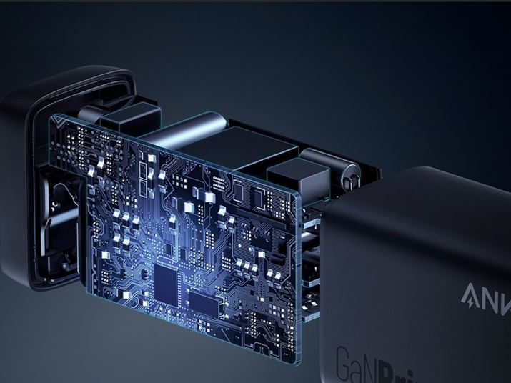 uPCBA 3DX^bLOvpĂ̗̔zuŐ܂ꂽԂLp邱ƂŁAH\̍œKsA{̂̏^Ə[dAbvɊ^