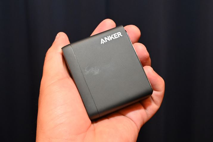 140Wi28V/5A)o͂ɑΉUSB[du717 Charger (140W)vBi9,990~