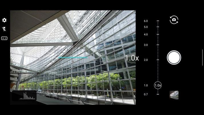 uAQUOS R7v͏]fׂY[₷ȂBo[EɃhbO邱ƂŁAX[YɃY[{ύXł