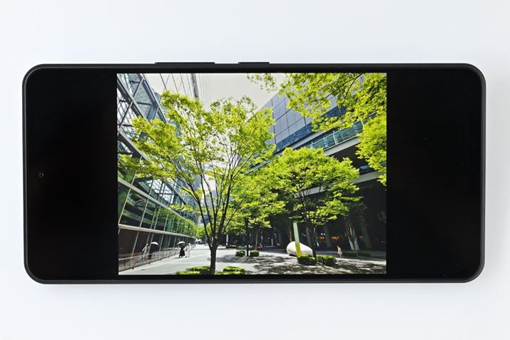 uAQUOS R7vWUXGA{i2730×1260j\ɑΉ6.6C`̗L@ELfBXvCuPro IGZO OLEDv̗pBBeÎ~Eׂɉ{邱Ƃł