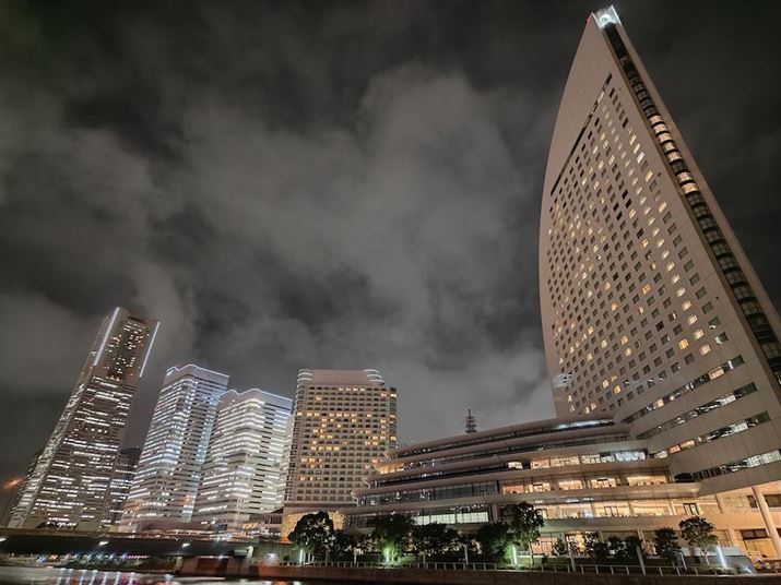 AQUOS R7AY[F0.7{AxFISO3127AVb^[Xs[hF1/14bAilFF1.9AiCg[hBeʐ^i3968×2976A3.2MBj