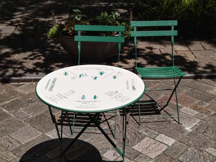 AQUOS R7AY[F2.0{AxFISO50AVb^[Xs[hF1/2182bAilFF1.9AzCgoXFI[gBeʐ^i3968×2976A3.2MBj