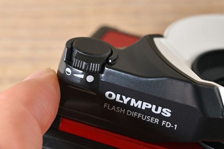 uFD-1vɂ͔ʂ؂ւ郌o[Ă܂