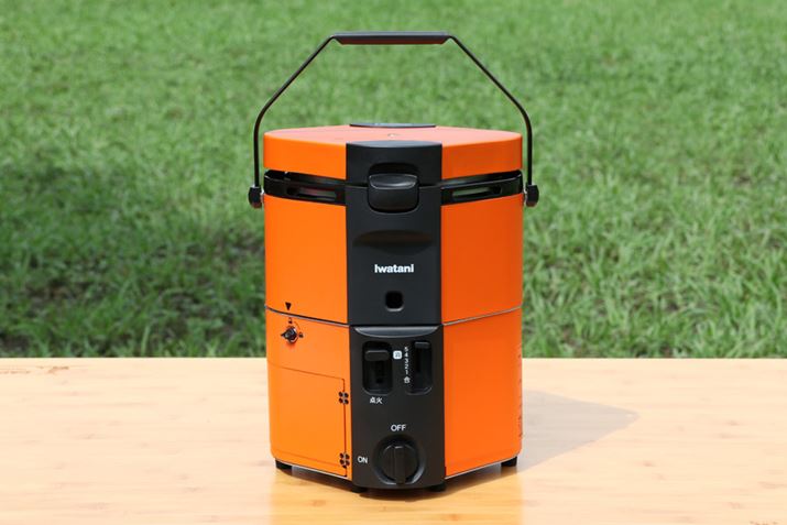 TCY͖275ij×275isj×334ijmmƏcȃfUCBVbNȃJ[̃AEghAMAAIWƂJ[͎aVŁAy͋CoĂꂻł