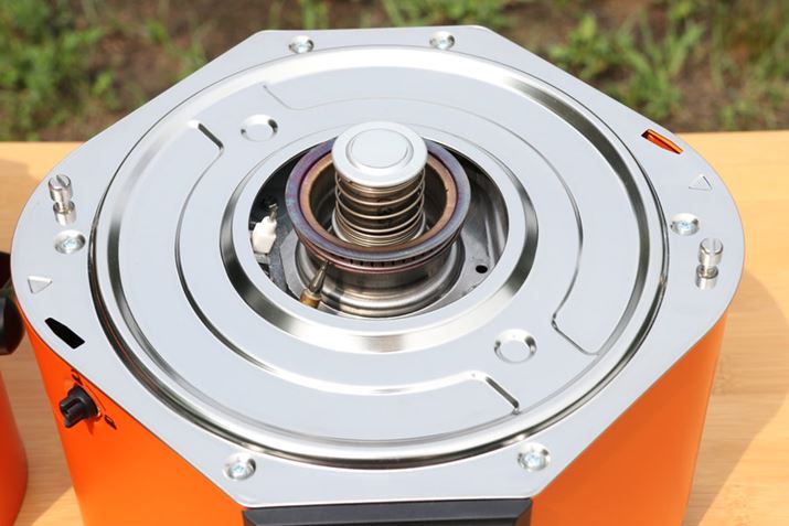 Rĕɂ̓o[i[wbh𑕔BΗ͖͂693`1140kcal/hi1`5jŁAтĂ̗ʂɉĒ߂ł܂B܂Aɂ銴Mъ̉xmAオ玩΂̂ŁAŉΉȂǂKv͂܂