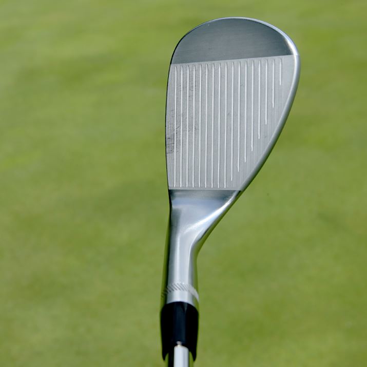 cA[v̗v]ɂAq[TChƃ[fBOGbW炩ɂȂł܂B܂AgbvC̃GbWAtgقȂĂAhX̌ڂɈaȂ悤Ă܂BƂ낪Agbvv̌M𓾂Ăv܂