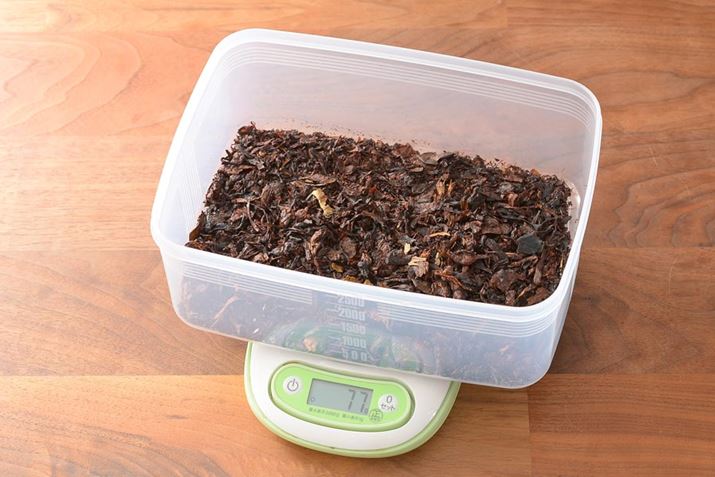 eہAƂĂŷŁAS~̏dʂvʂĂ݂܂BX^[g1kgS~A77gɁI 923g̐悤ł