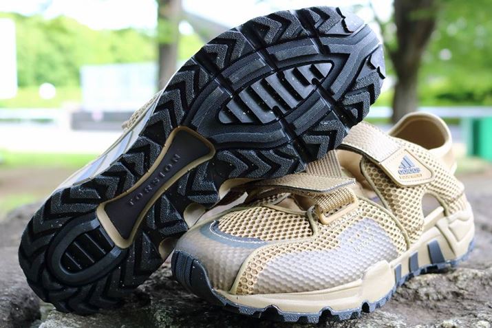 yʐ^zO\ȃC\[ɂ́AvCO[̃vgIBnւ̔zIȃAv[`ł yʐ^z\[́AAEghA̈HɂΉ郉Op^[B̃p[ćAy܂xugVEo[vł