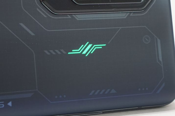 wʂɂLEDACXg[AvuLight EffectvŃJX^}CYs