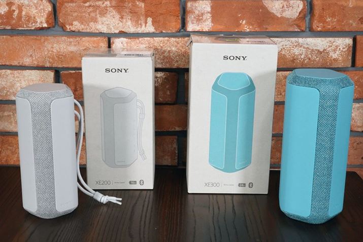 \j[̍ŐVBluetoothXs[J[uSRS-XE200vƁuSRS-XE300v