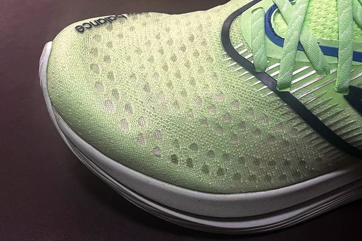 Abp[ɂ́AʋCƌyʐl[Xjbg̗pBLkAɋzt悤ȃtBbgĂB܂Â鎅邱ƂŁAϋvS