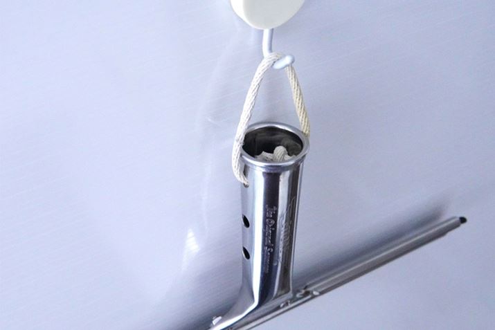 8NԈςȂłATrłĂ܂î܂܂̏Ԃłj