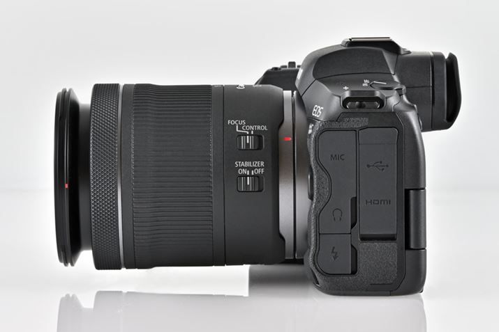 AE^[Y[ŁAS͖][30mmłZALpƂ킸ɃYJoBJoʂ͍őōLp[15mm̖9mmi摜15mmjBL̃Y[O̐ɁAtH[JXO̓Rg[OiVb^[xil̐ݒȂǂJ̃j[Ŋ蓖ĂjƂċ@\郊OĂBXCb`ނ́AtH[JXO/Rg[O̐؂ւXCb`Au␳XCb`2