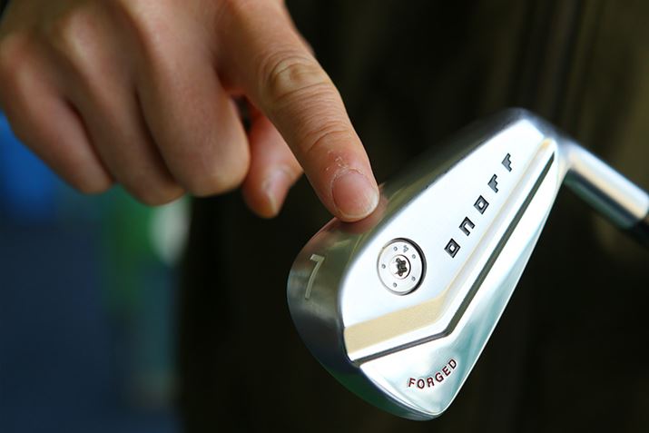 wbhɑꂽEFCgƓ̂AObvGhɂĂ܂B邱ƂŁANudʂς邱ƂȂUSn𒲐ł܂