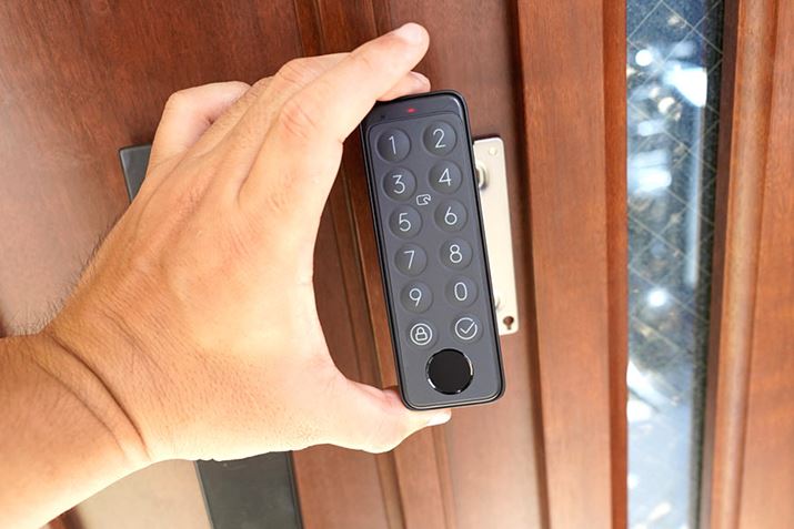 ɁuSwitchBotL[pbh^b`vt܂