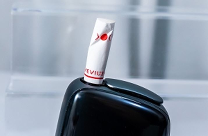 JvZԂƂBtB^[ׂꂽ܂܂Ƌzɂ̂ŁAwŌ`𐮂Ăy