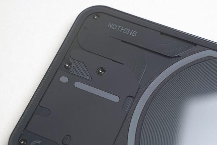 ČՂ͂ƃfUCĂ̂ŁAꂽۂ󂯂Bl̃p[\ieBIтɂ_ŁAJjJȃC[WXPgfUCƂ͈悵Ă