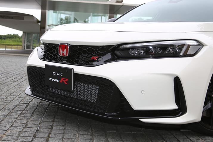 V^uVrbN^CvRṽtǵAATChK[jbVȂǂ̌`󂪍Hv邱ƂɂāA͐\コĂB܂Atgop[̊Jg傷邱ƂɂāAp\AbvĂ