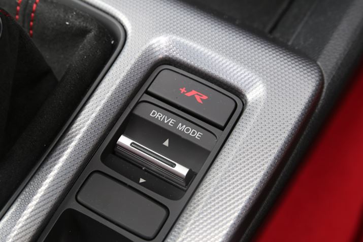 V^uVrbN^CvRṽZ^[R\[ɔĂhCu[hXCb`Bu+Rv[ĥ݁A{^ƂŐݒ肷^CvƂȂĂ