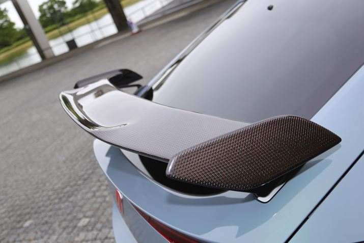 bh|GXe҂ݍ܂ꂽAAJ[{̏ANZT[ue[Q[gX|C[vBíA275,000~iōj