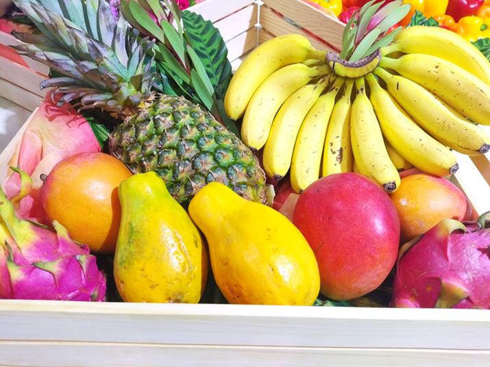 {@̕WJŎBeB̑N₩ȐF܂ČłĂBfƂA𑜊ǍD