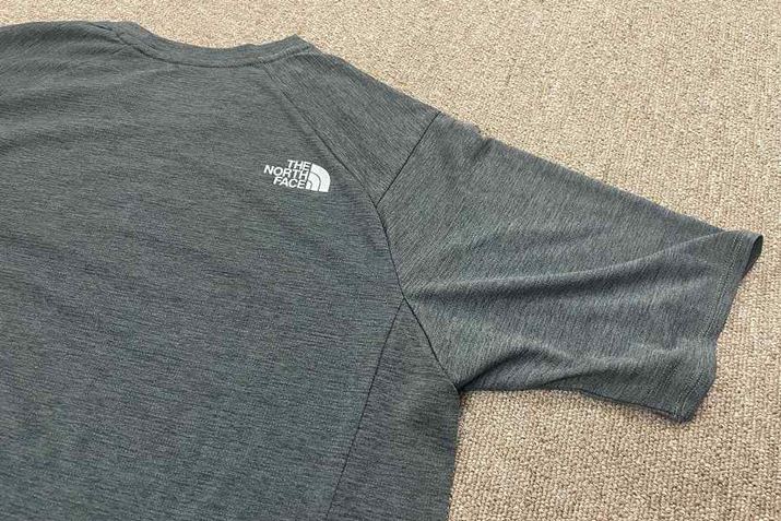 wʂ猩ƁA̃p[cq킹Ă邱Ƃ킩BzނȂ₷𐶂ł̂BȂ݂ɁAÉuTHE NORTH FACEṽS̓tN^[dl 