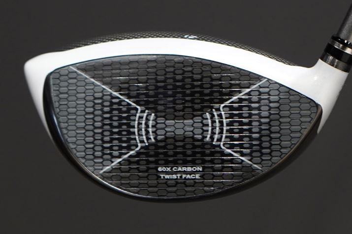 XeXV[ỸJ[{tF[X͐ԐFłAXeXO[ł͔ZO[ƍ