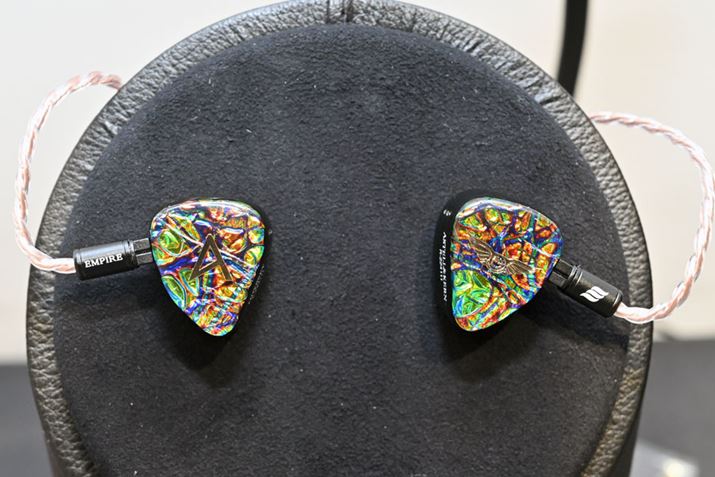 čEmpire EarsƏ߂ăR{[VtbOVbvIEMuOdysseyv