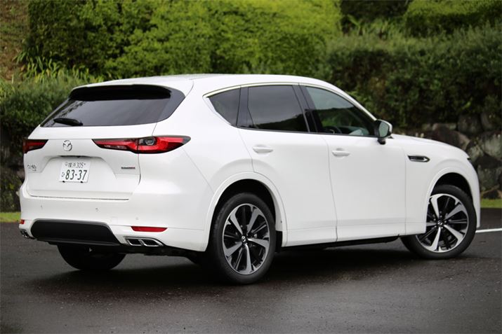 uCX-60vPremium ModernO[h̃tgGNXeAƃAGNXeABVF̃{fBJ[uWEzCgv~A^bNv́A]̃zCgp[ƈقȂAkȗqɂčdȋP\ĂƂ