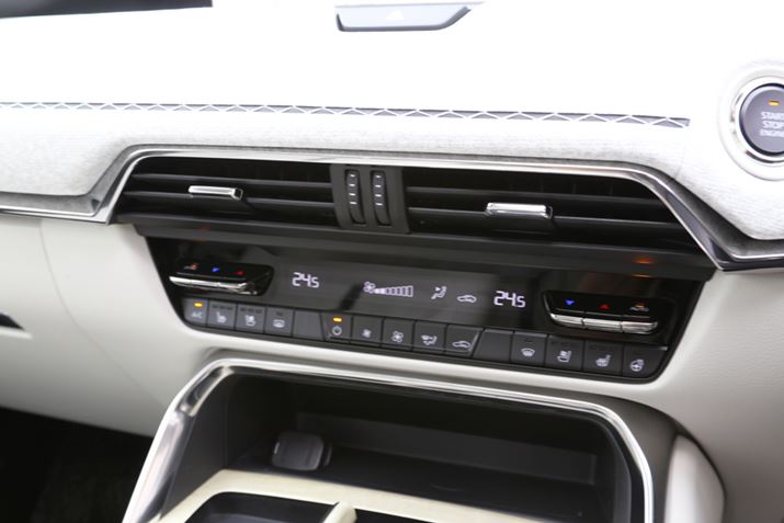 GAŔAx̏㉺߂ꂼʂ̃XCb`ɂȂĂAx̏㏸A~ƂɃXCb`邱ƂŐݒł