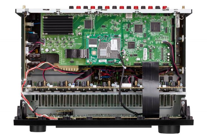 uAVR-X2800Hv̓Bq[gVNփp[Av̎t@Ȃǂɏʃf̍l_ԌBp[c̑I@\̏ȗŃRXg_E}Ă邪{vz͈тĂ