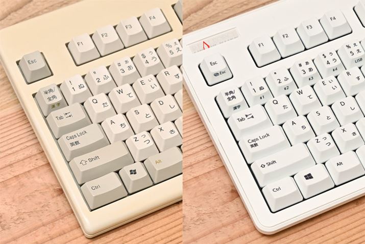 A15NgpuREALFORCE 108UH SA0100vŁAEVw3ヂfuREALFORCE R3 R3HC23vB؈ň󎚂Ă邽߁AuREALFORCE 108UH SA0100v́A15NoĂL[gbv̈󎚂ĂȂ