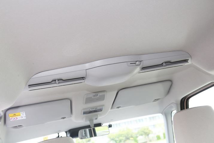 Xy[VAHYBRID XO[hɍ̗pĂuXT[L[^[vBʂ̒\ȂقApx㉺Œ߂邱Ƃł