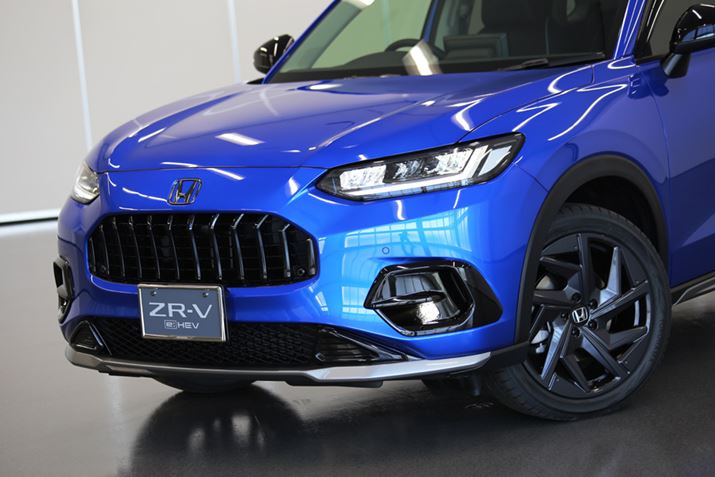 tgł́AutgAXJ[gvƁuLEDtHOCgvANZT\ƂĔ[uZR-VvANZT[ԁuPremium Stylev]