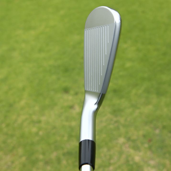 X^_[h́uzbg^vƔׁAЂƉ菬ԂɁBu[hׂ͍ȂAO[XT߂