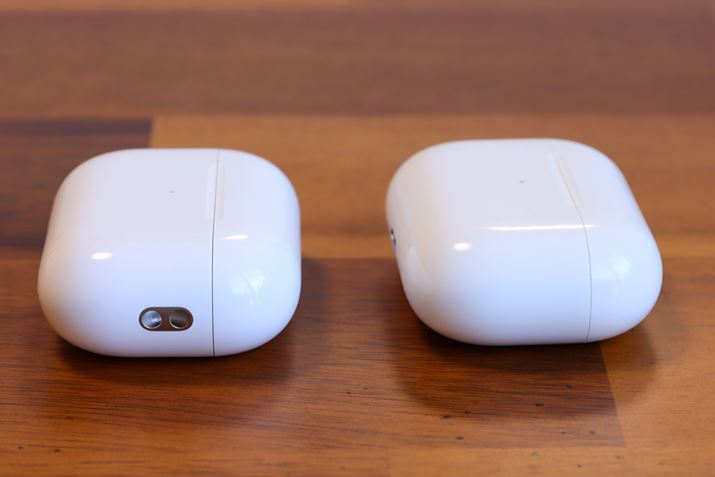 V2̃P[XAE1̃P[XBEʂɂ̓Xgbvz[ڂꂽ