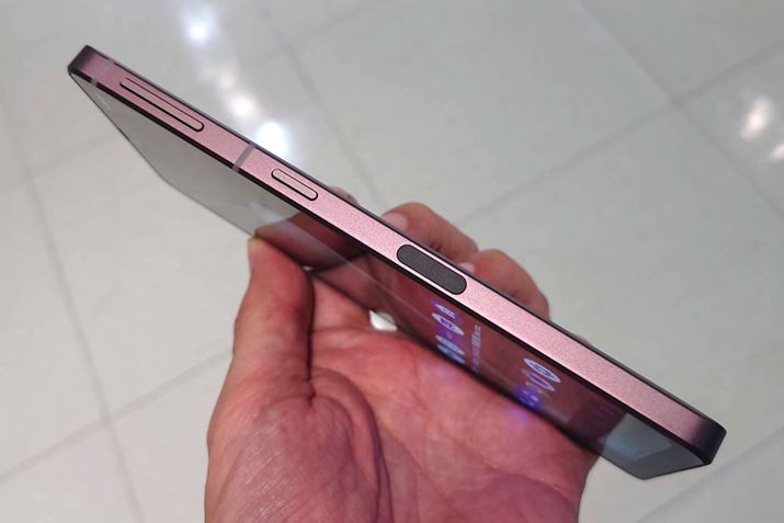 {@AGoogleAVX^g{^p~AfBXvCwF؂瑤ʂ̎wF؃ZT[ɕύXĂ