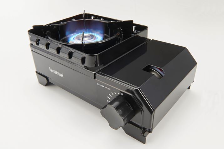 gpTCY͖286ij×193isj×122ijmmŁAt̃LOP[Xɓꂽ[TCY͖320ij×252isj×135ijmmłBdʂ͖1.6kg