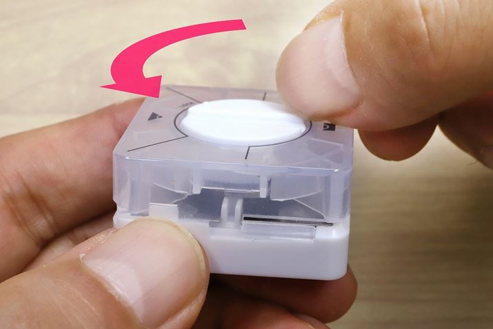 bŃAp`łЂ˂邾B݂̂ŁAyP[XȂǂɎ[₷Ȃ܂