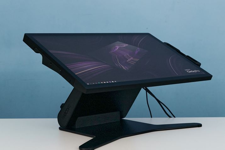 ʔ̐pX^huCintiq Pro 27 StandvBRXgAi72,380~iōj