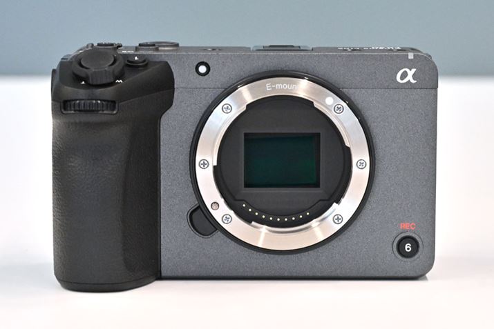 APS-CTCY̗ʏƎˌ^uExmor RvCMOSZT[̗pBBe̗Lf͖2010f