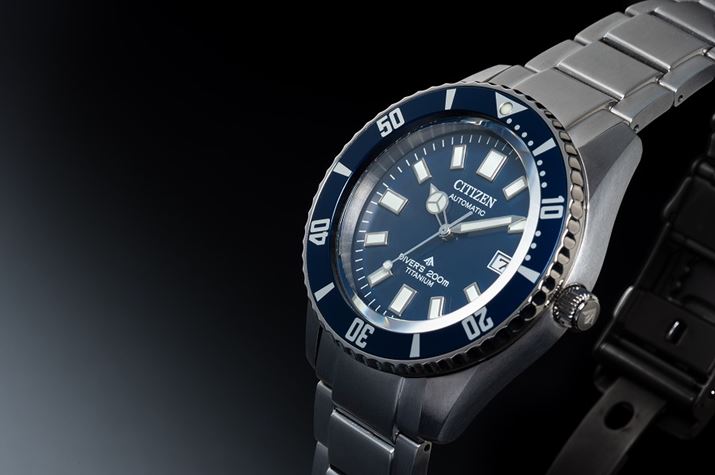 ×x[́uJjJ _Co[200m NB6021-68Lvł́AP[XƓfނ́uX[p[`^jEifeNg `^J[oCgjṽuXbgWĂ܂